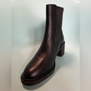 Kate Spade NWOT Chelsea Boots